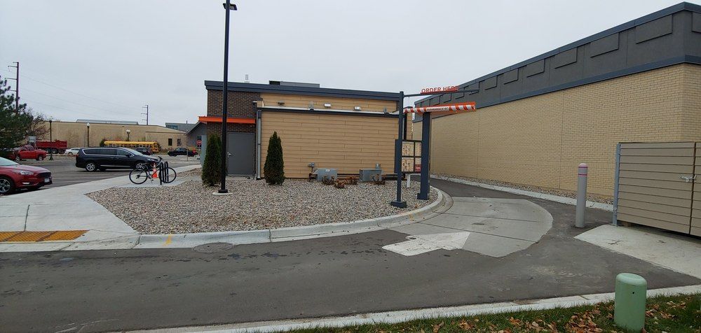 Chaska Retail Multi-Tenant Retail For Lease: 700 N Chestnut St, Chaska, MN 55318